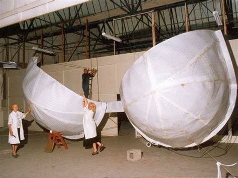 OMG ITS A GIANT BRA - Random Photo (10797990) - Fanpop