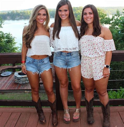 Far left #countryconcertoutfit Far left | Country concert outfit, Cute ...