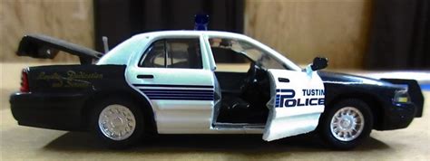 (23) 1:43 SCALE (14) 1:64 DIECAST POLICE CARS