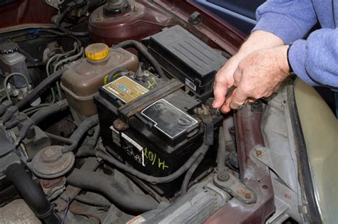 Car Battery Died While Driving (Is That Even Possible?) - My Car Makes ...