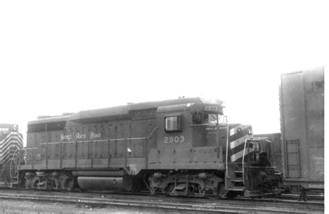 N&W GP30 2903 Frankfort 10-15-66 | The Nickel Plate Archive