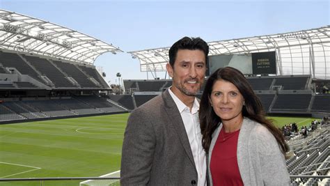 Mia Hamm And Nomar Garciaparra 2022