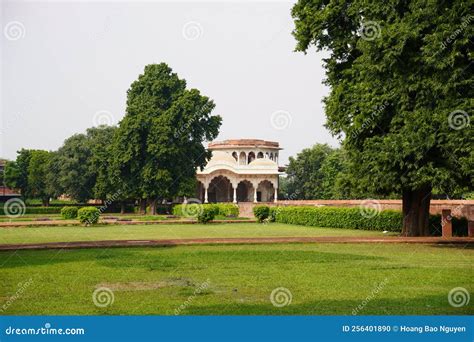 Architecture of Red Fort in New Delhi, India Stock Photo - Image of ...