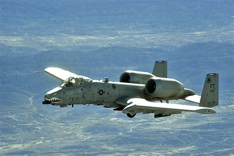 File:A-10-A Thunderbolt II.jpg