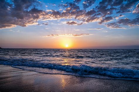 Beach During Sunset · Free Stock Photo