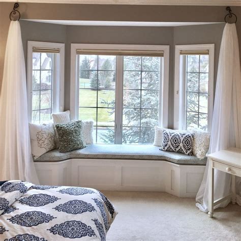 42 Inspiring Cozy Window Seat Ideas (With images) | Bedroom window seat ...