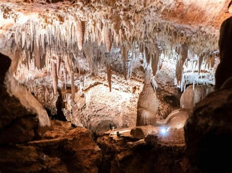 Wellington Caves | NSW Government