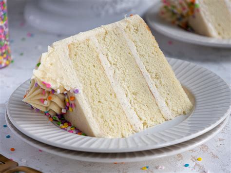 Vanilla Bean Cake: Delicious Layer Cake Recipe