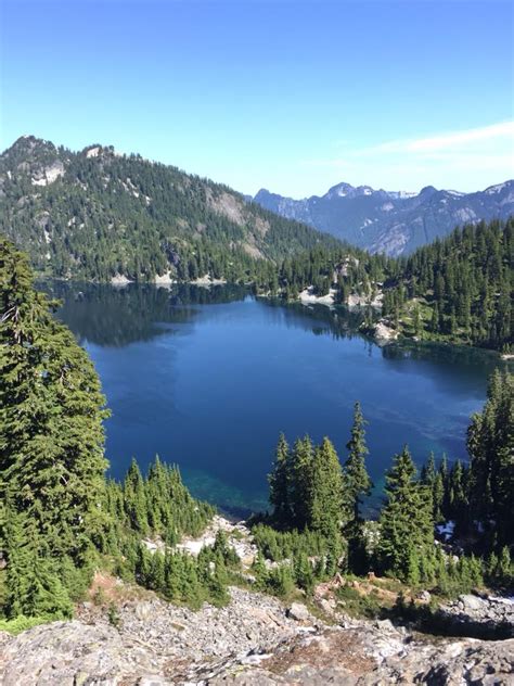 Fall takes life of hiker near Snow Lake Trail, Snoqualmie Pass - Living ...