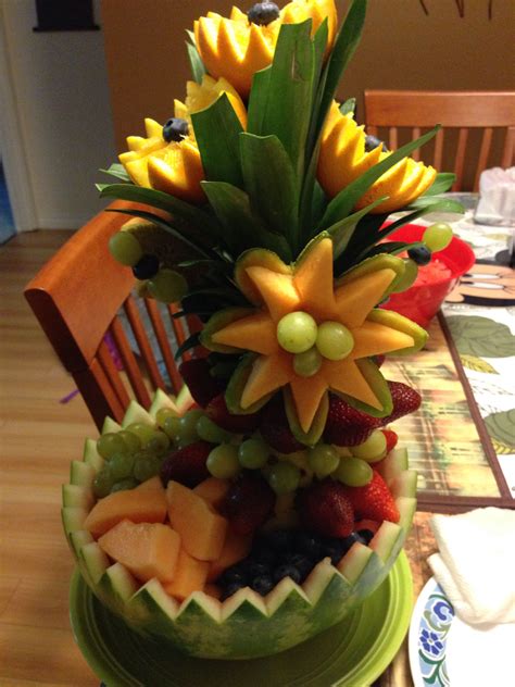 Simple and adorable fruits | Fruit carving, Edible fruit arrangements ...