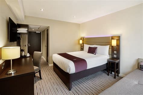 PREMIER INN CARDIFF BAY HOTEL - Updated 2024 Prices & Reviews (Wales)