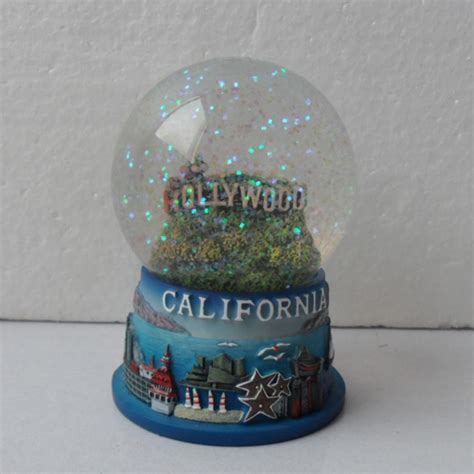 Good Customized Califonia Hollywood Snow globe,Custom Snow Globes