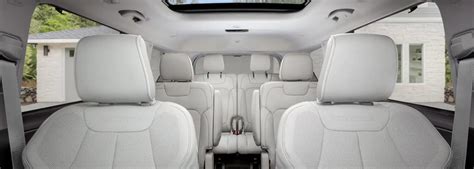 2023 Jeep Grand Cherokee L Interior Features | Burns Motors