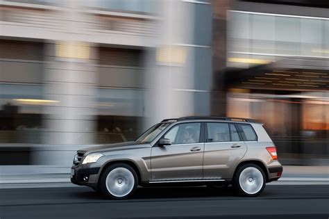 New Mercedes-Benz GLK-Class Posts Impressive Number of Incoming Orders