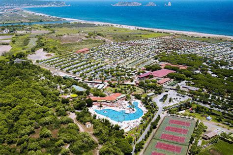 "Luftbild El Delfin Verde" Camping & Bungalows El Delfín Verde ...