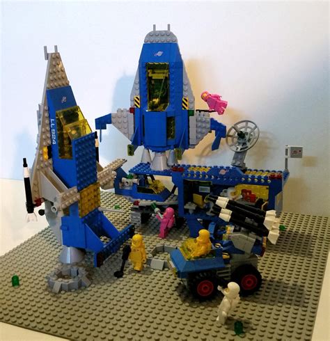 Classic Moon Base : r/lego