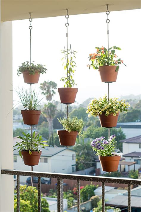 These Vertical Garden Ideas Are Perfect for Small Spaces | Vertical ...