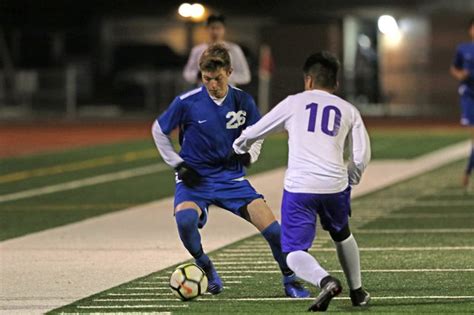 Bulldogs boys soccer finish pre-league unbeaten - Turlock Journal