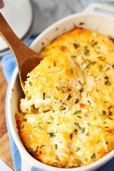 Cheesy Breakfast Hashbrown Casserole - The Chunky Chef | Hashbrown ...