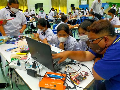 STEM & Robotics Camp for Grade 7-12 students at Kanarat Bamrung School ...