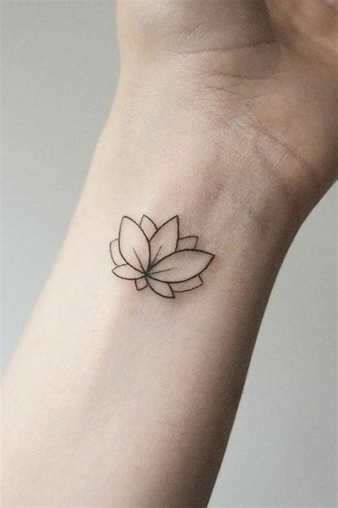 25+ Minimalist Tattoo Ideas for Men & Women | Fashionterest