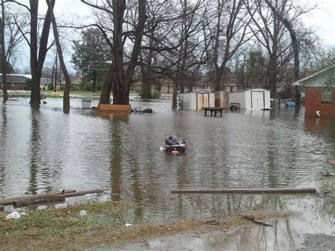 Images: Storms bring heavy rain, severe weather