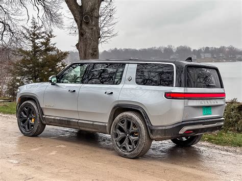 2023 Rivian R1S Launch Edition Review: Not Intuitive but Worth the Effort