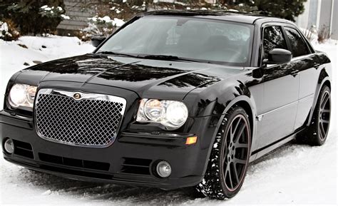 Chrysler 300 SRT-8 | Luxury cars, Chrysler cars, Chrysler