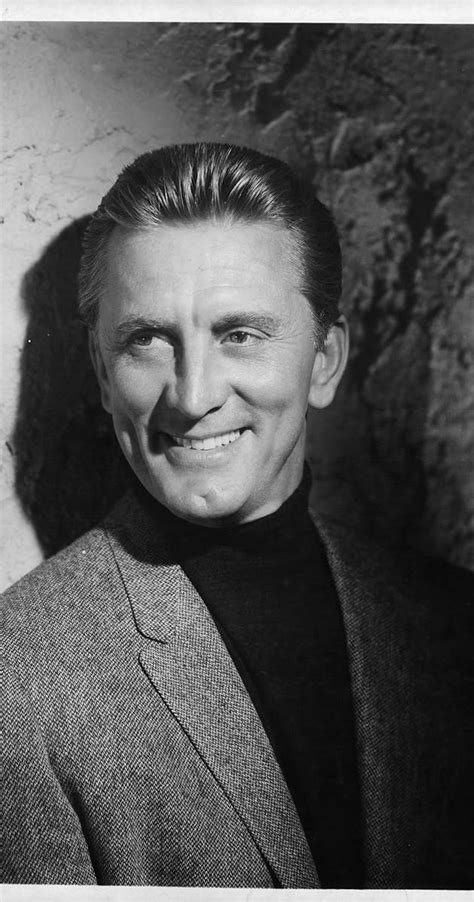 Kirk Douglas - Biography - IMDb