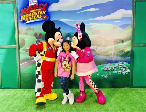 Meet and Greet Mickey and Minnie Mouse at Vista Malls - The Busy Queen P