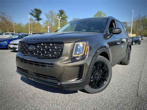 2021 Kia Telluride Nightfall Edition in Moss Green