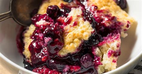 25 Easy Blackberry Desserts - Insanely Good