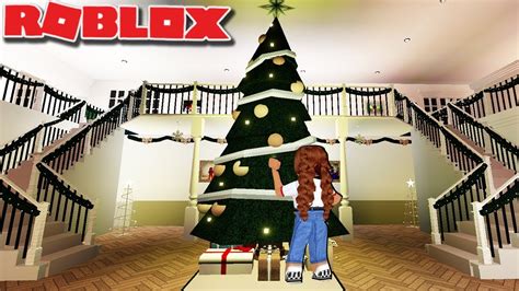 DECORATING MY FAMILY HOUSE FOR CHRISTMAS | Bloxburg - YouTube