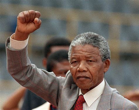 Nelson Mandela Complete History And Biography [FACTS]