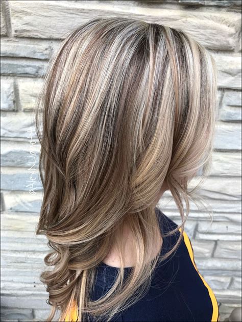 Strähnchen Frisuren Bilder - Frisur Stil