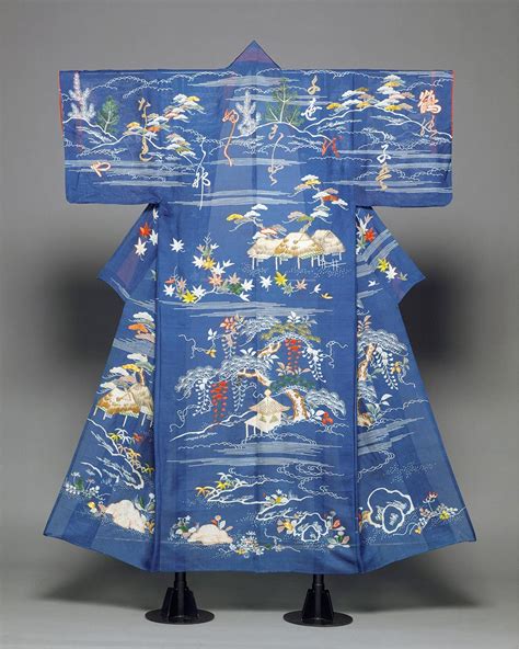 The Surprising History of the Kimono - JSTOR Daily