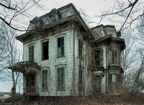 The 16 scariest real haunted houses in America | Haunted houses in ...