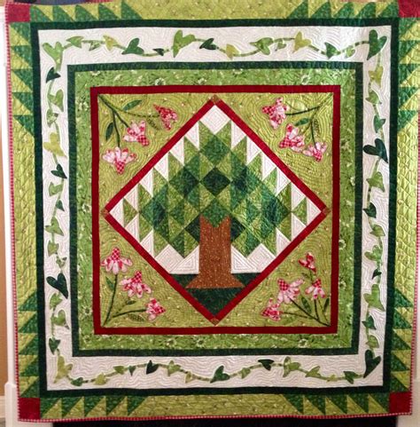 Tree of Life quilt Medallion Quilt, Tree Of Life, Quilting, Trees ...