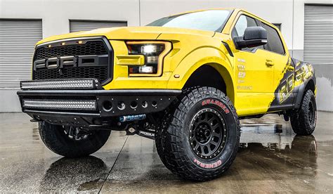 Find 2017 Ford Raptor Info, Colors, Pictures, Pricing and Options ...