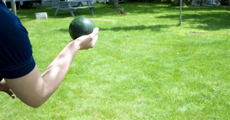 How to Throw a Bocce Ball - 2024 Guide