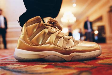 Air Jordan 11 "Metallic Gold"