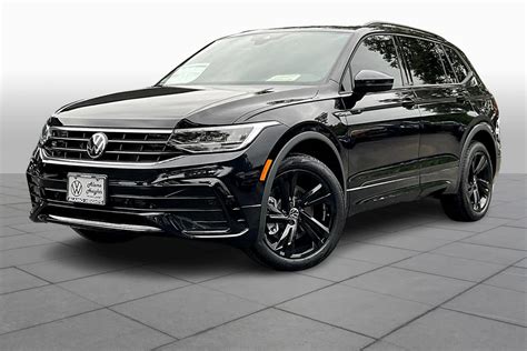 2024 Vw Tiguan R Line Black - Cayla Shelagh