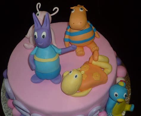 Backyardigans Birthday Cake - CakeCentral.com