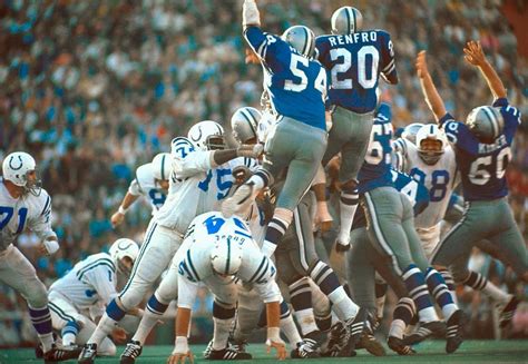 SI's 100 Best Super Bowl Photos | Super bowl, Baltimore colts, Nfl ...