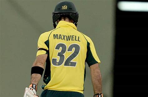 Steve Smith backs out of form Glenn Maxwell - CricTracker