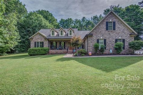 Belmont, NC Real Estate - Belmont Homes for Sale | realtor.com®