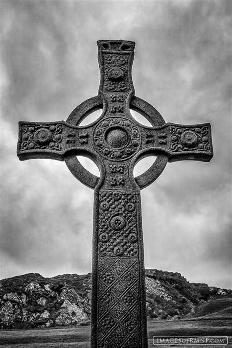 Cross of Iona : Iona, Scotland, United Kingdom : Morning Light Photography