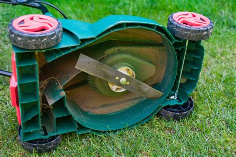 Lawn Mower Blades Won’t Engage & how to fix it - Best Manual Lawn Aerator