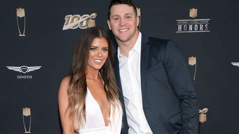 Josh Allen's Girlfriend Brittany Sends Message on Bills