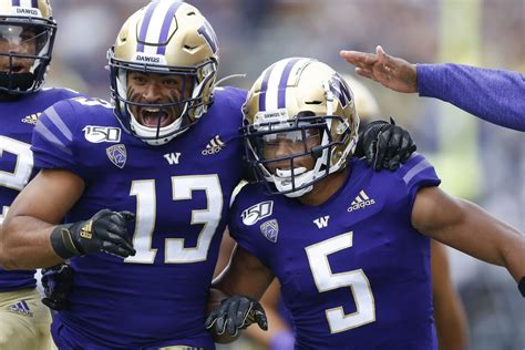 Friday Dots: Several Husky seniors to play final home game today - UW ...